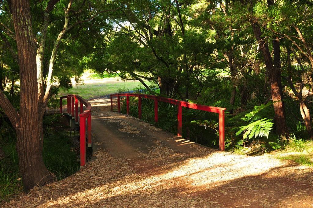 Waterfall Cottages Margaret River Buitenkant foto